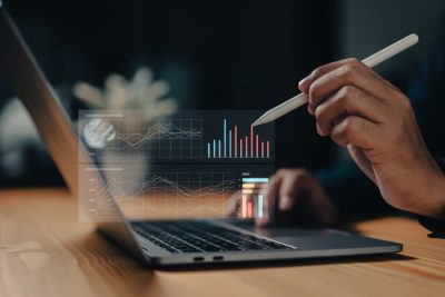 Private Equity: Riesgos y Oportunidades en un Entorno de Incertidumbre Global