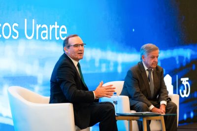 MetroBank conmemora sus 35 años con encuentro estratégico junto a Marcos Urarte